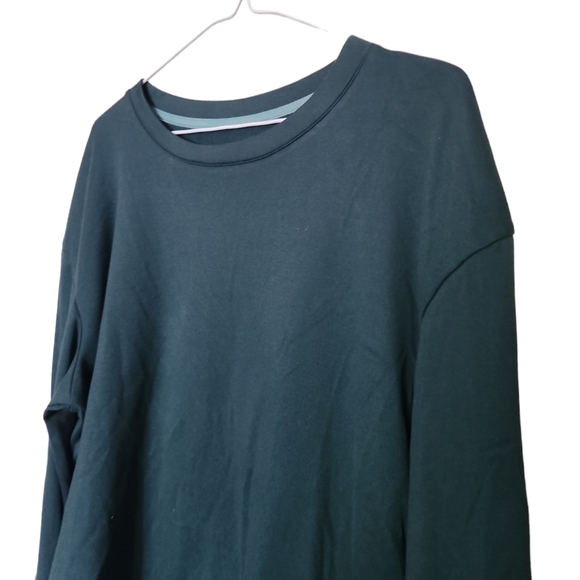 SHEIN TOP - Picture 2 of 4